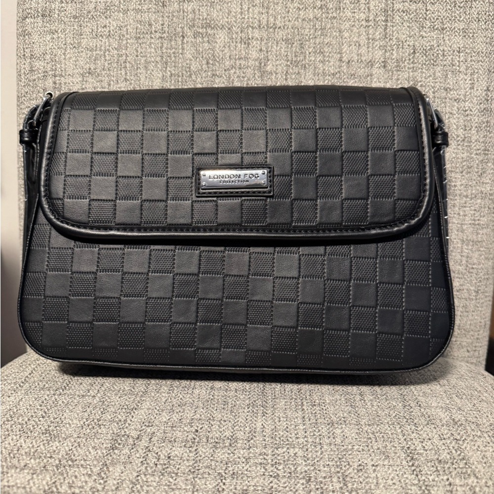 Black purse